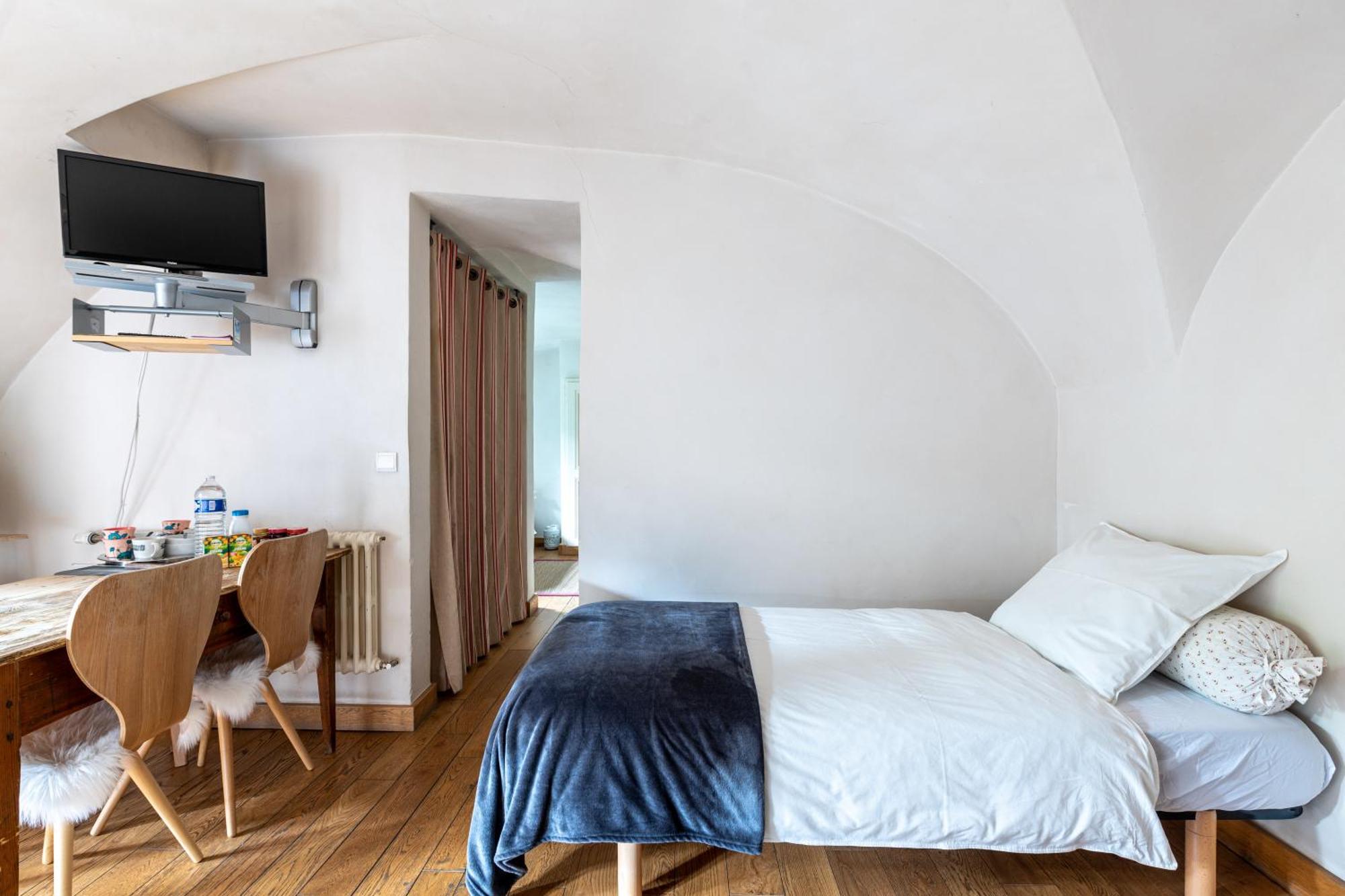 ブール・サン・モーリス Bed End Breakfast Du Centre Bed & Breakfast エクステリア 写真